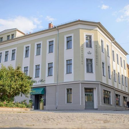 Stadthotel Koenig Albert Цитау Екстериор снимка