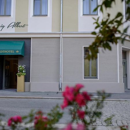 Stadthotel Koenig Albert Цитау Екстериор снимка