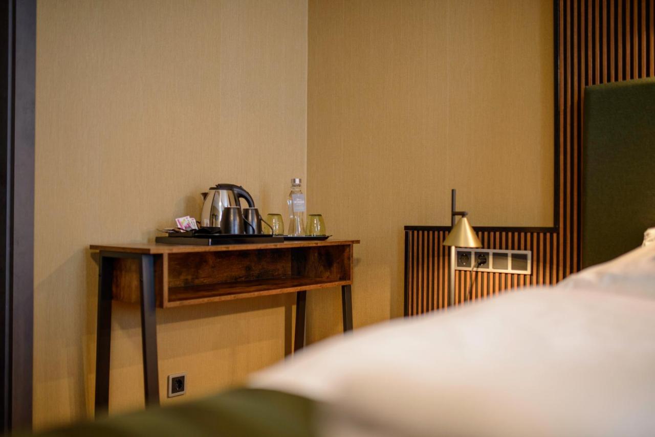 Stadthotel Koenig Albert Цитау Екстериор снимка