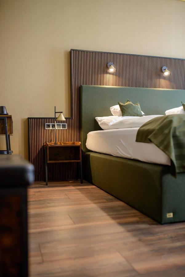 Stadthotel Koenig Albert Цитау Екстериор снимка