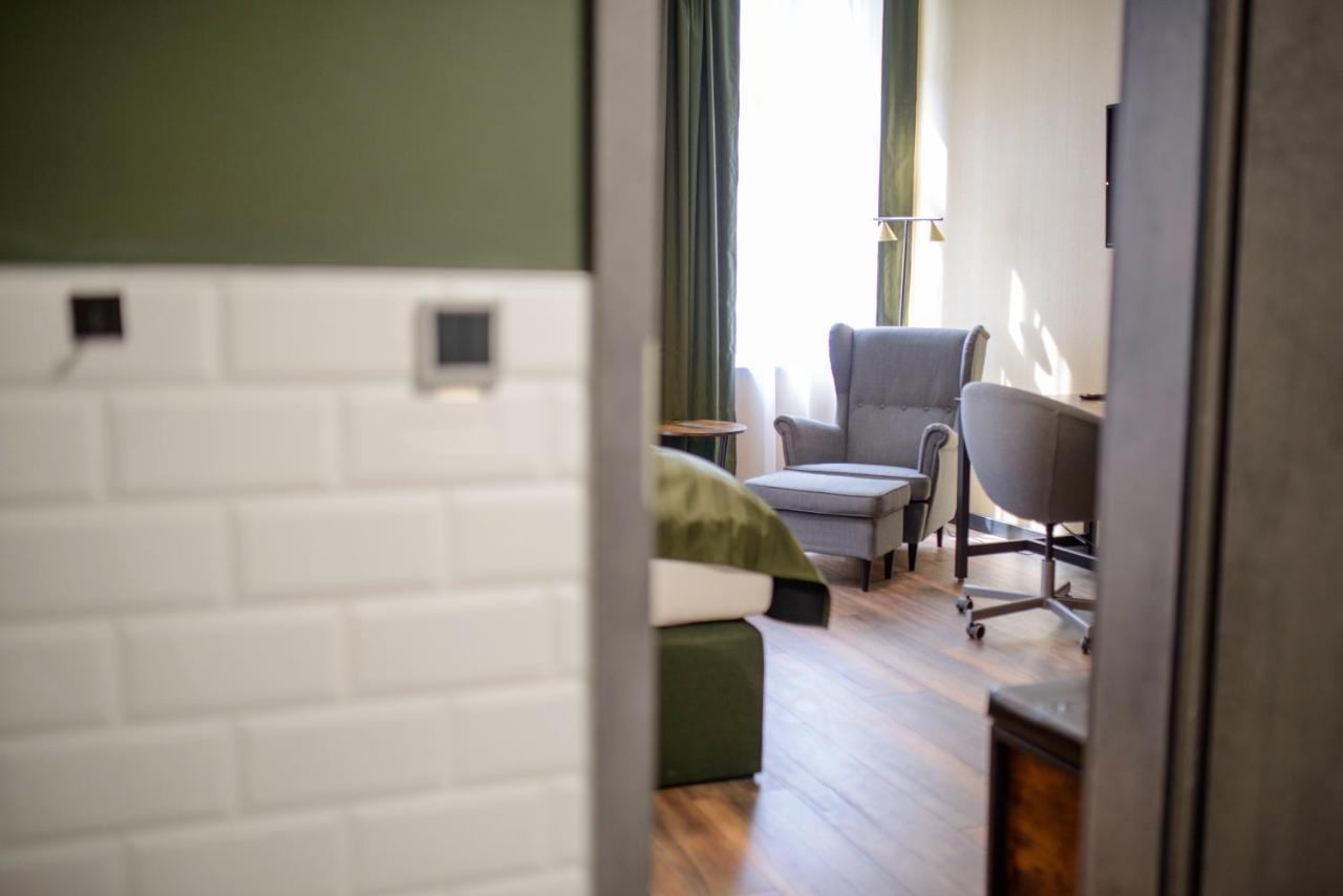 Stadthotel Koenig Albert Цитау Екстериор снимка