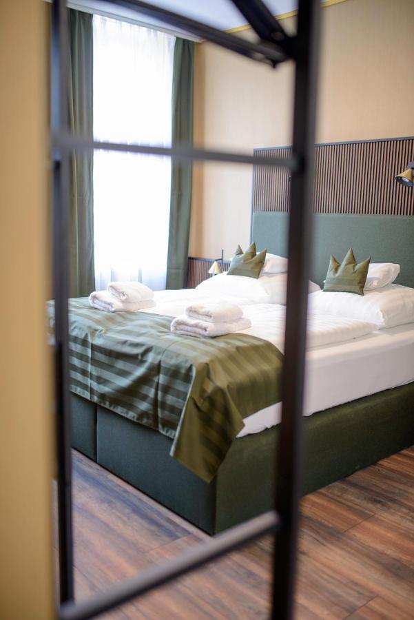Stadthotel Koenig Albert Цитау Екстериор снимка